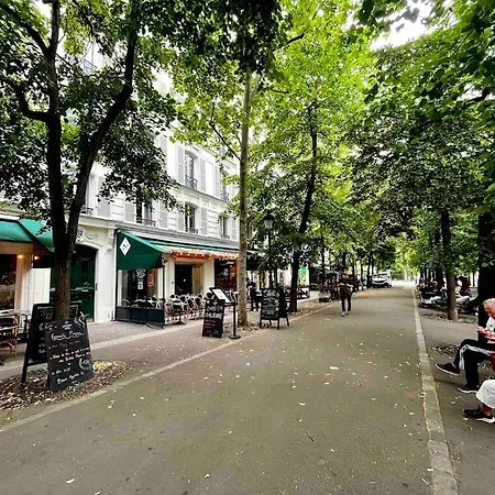 Amazing Duplex Les Batignolles, * Paris
