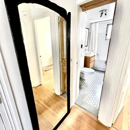 Apartment Amazing Duplex Les Batignolles,