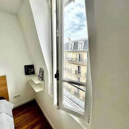 Amazing Duplex Les Batignolles,